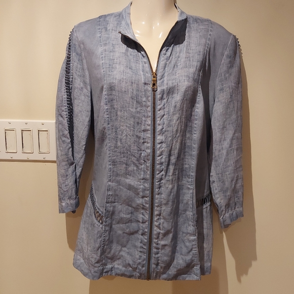 Mind Set Tops - ❣️Ladies Mind Set 3/4 sleeve shirt size M